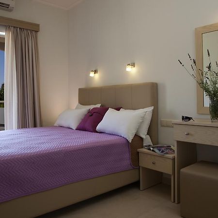 Savinos Rooms 瓦西利基 外观 照片